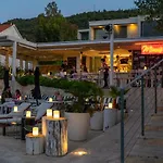 Tara's Ξενοδοχείο Zrnovo