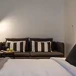 Tara's Hotel 4*