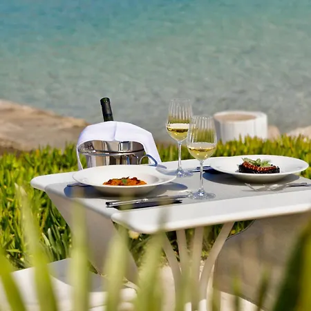 Tara's Отель 4*