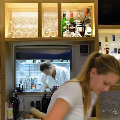 酒店 Tara's Zrnovo